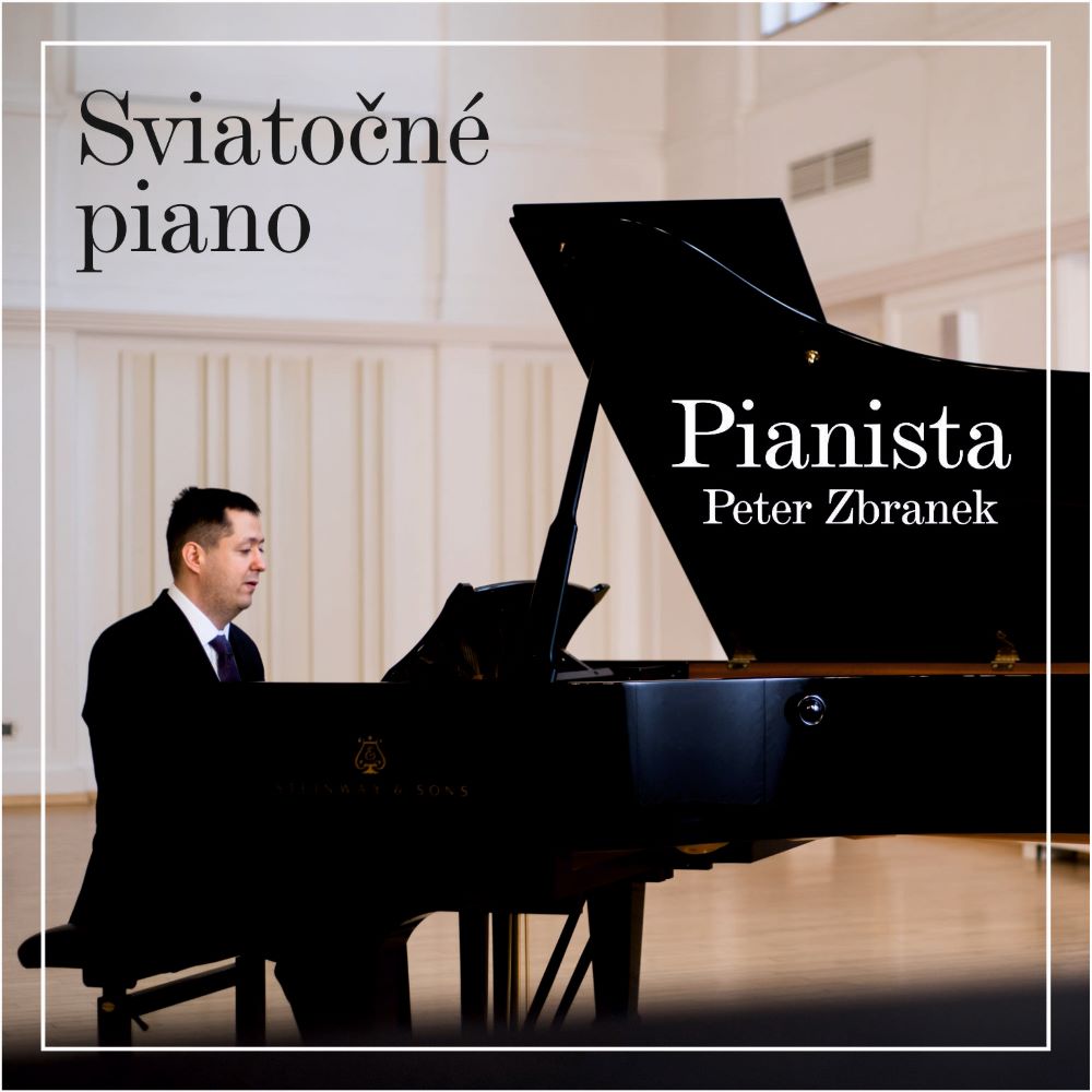 Peter Zbranek na obálke CD sediac za koncertným krídlom tmavej farby. 